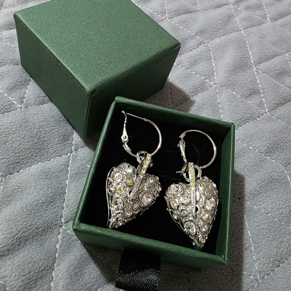 Vintage Elegant Silver Heart Earrings